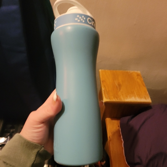 Limited Edition: 22oz. Cirkul Light Blue Bottle Drop - Picture 5 of 7